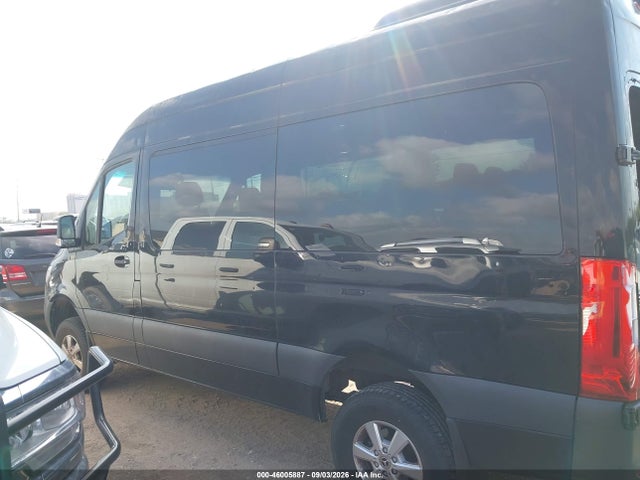 46005887 :رقم المزاد ، W1Z4EFVY3NP506397 vin ، 2022 Mercedes-benz Sprinter 2500 Standard Roof V6 مزاد بيع
