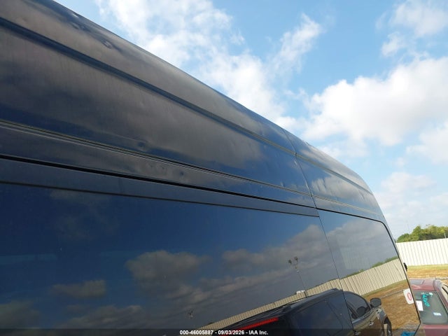 46005887 :رقم المزاد ، W1Z4EFVY3NP506397 vin ، 2022 Mercedes-benz Sprinter 2500 Standard Roof V6 مزاد بيع