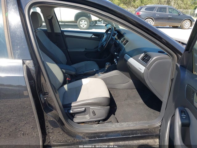 Продажа на аукционе авто 2013 Volkswagen Jetta Hybrid Se, vin: 3VW637AJ5DM242591, номер лота: 46005914