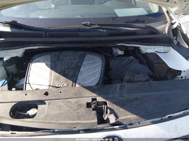 46005927 :رقم المزاد ، KNDMB5C14H6279183 vin ، 2017 Kia Sedona Lx مزاد بيع
