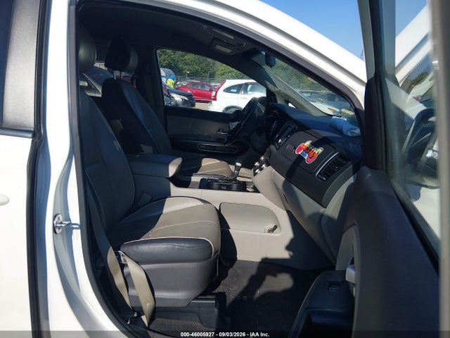 46005927 :رقم المزاد ، KNDMB5C14H6279183 vin ، 2017 Kia Sedona Lx مزاد بيع