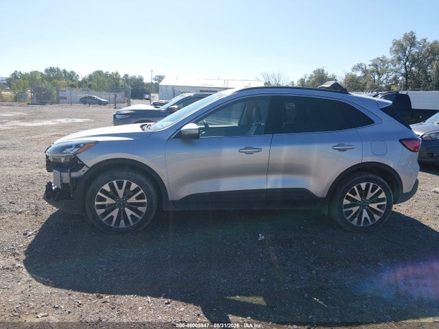 Продаж на аукціоні авто 2020 Ford Escape Titanium, vin: 1FMCU9J92LUA11948, номер лоту: 46005947