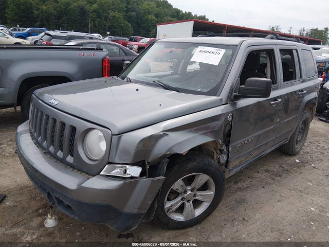 46006029 :رقم المزاد ، 1C4NJRFB4DD199682 vin ، 2013 Jeep Patriot Latitude مزاد بيع