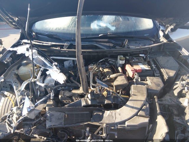 46006048 :رقم المزاد ، 5N1AT3BAXMC779068 vin ، 2021 Nissan Rogue Sv Fwd مزاد بيع