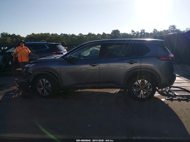 46006048 :رقم المزاد ، 5N1AT3BAXMC779068 vin ، 2021 Nissan Rogue Sv Fwd مزاد بيع