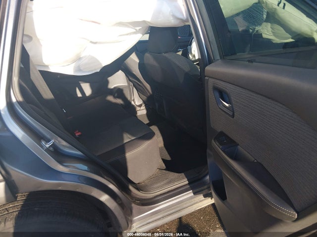 46006048 :رقم المزاد ، 5N1AT3BAXMC779068 vin ، 2021 Nissan Rogue Sv Fwd مزاد بيع