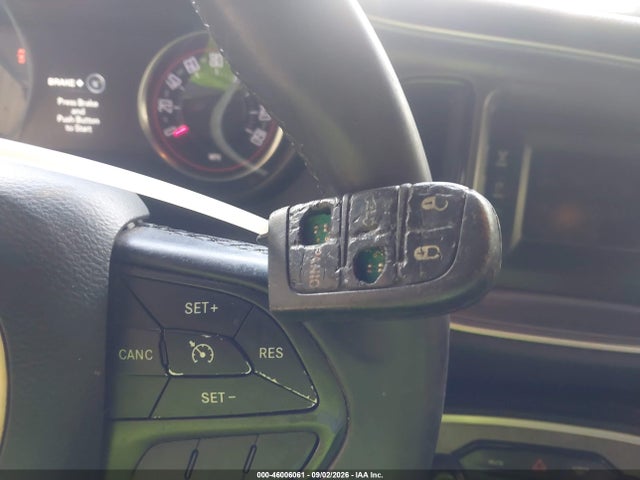 2017 Dodge Challenger Sxt მანქანა იყიდება აუქციონზე, vin: 2C3CDZAG3HH587386, აუქციონის ნომერი: 46006061