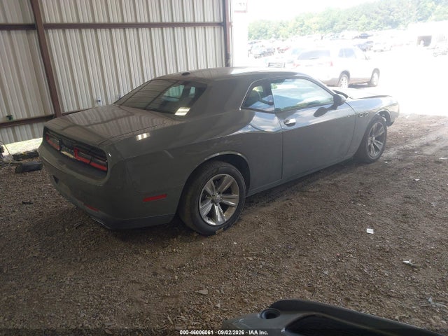 2017 Dodge Challenger Sxt მანქანა იყიდება აუქციონზე, vin: 2C3CDZAG3HH587386, აუქციონის ნომერი: 46006061