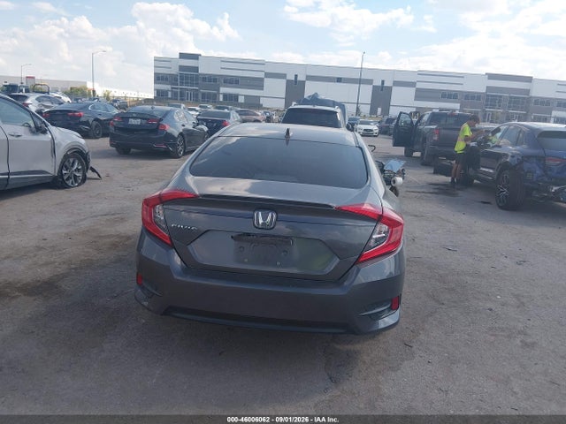 Auction sale of the 2018 Honda Civic Ex-t, vin: JHMFC1F35JX033480, lot number: 46006062