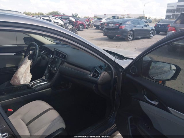 Auction sale of the 2018 Honda Civic Ex-t, vin: JHMFC1F35JX033480, lot number: 46006062