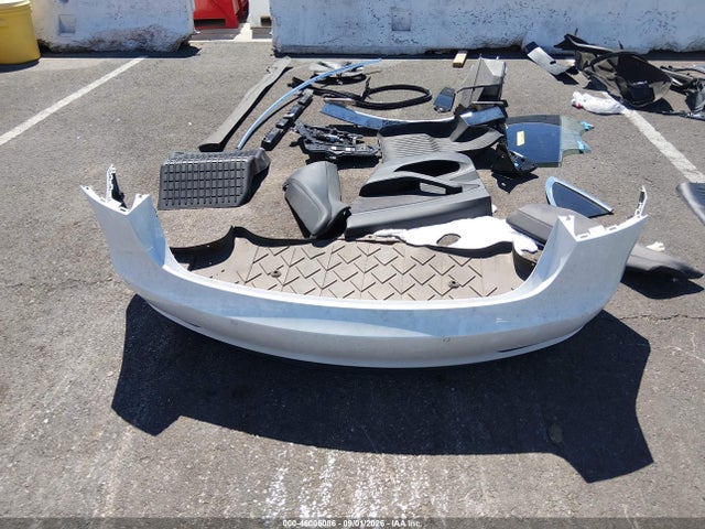 Tesla Model 3 Long Range Dual Motor All-wheel Drive 2020 5YJ3E1EB7LF650240 Image 11