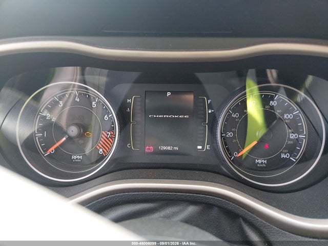 Продаж на аукціоні авто 2015 Jeep Cherokee Latitude, vin: 1C4PJMCS1FW674597, номер лоту: 46006099