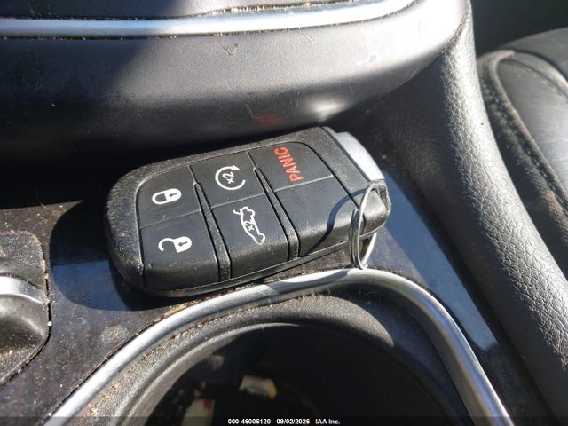 2015 Chrysler 200 C მანქანა იყიდება აუქციონზე, vin: 1C3CCCCB3FN592433, აუქციონის ნომერი: 46006120