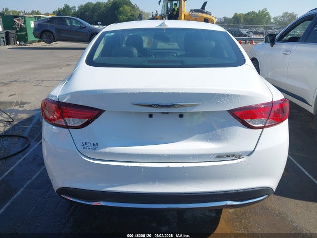 2015 Chrysler 200 C მანქანა იყიდება აუქციონზე, vin: 1C3CCCCB3FN592433, აუქციონის ნომერი: 46006120