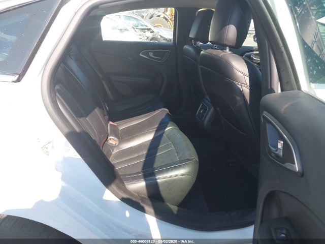 2015 Chrysler 200 C მანქანა იყიდება აუქციონზე, vin: 1C3CCCCB3FN592433, აუქციონის ნომერი: 46006120