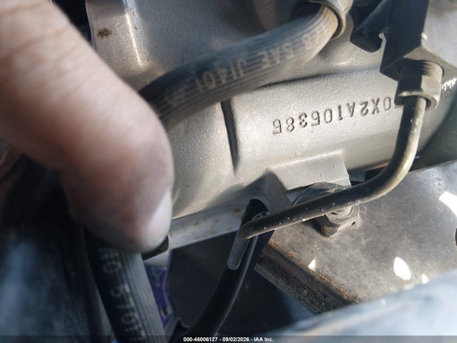 46006127 :رقم المزاد ، 1HFSC470X2A105385 vin ، 2002 Honda Gl1800 مزاد بيع