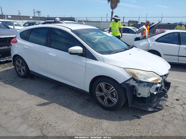 2014 Ford Focus Se მანქანა იყიდება აუქციონზე, vin: 1FADP3K21EL461457, აუქციონის ნომერი: 46006131