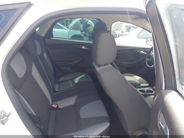 2014 Ford Focus Se მანქანა იყიდება აუქციონზე, vin: 1FADP3K21EL461457, აუქციონის ნომერი: 46006131