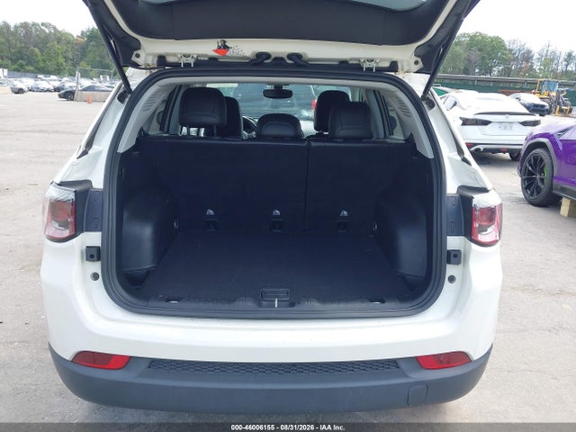 2021 Jeep Compass Latitude 4x4 მანქანა იყიდება აუქციონზე, vin: 3C4NJDBB9MT540500, აუქციონის ნომერი: 46006155