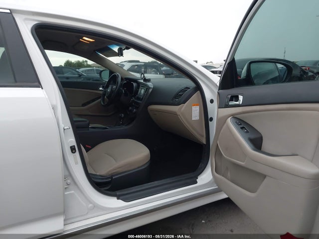 2015 Kia Optima Hybrid მანქანა იყიდება აუქციონზე, vin: KNAGM4AD1F5083880, აუქციონის ნომერი: 46006193