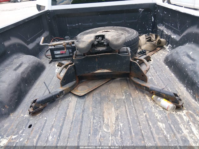 3C63RRGLXHG786251 RAM 3500 Tradesman 4x4 8&#039; Box