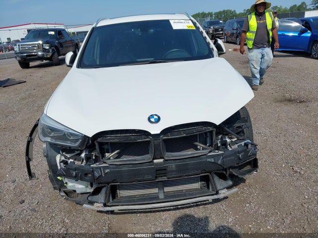 2017 Bmw X1 Xdrive28i მანქანა იყიდება აუქციონზე, vin: WBXHT3Z32H4A56864, აუქციონის ნომერი: 46006231