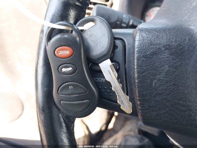 46006248 :رقم المزاد ، 1J4GL48K22W255830 vin ، 2002 Jeep Liberty Sport مزاد بيع