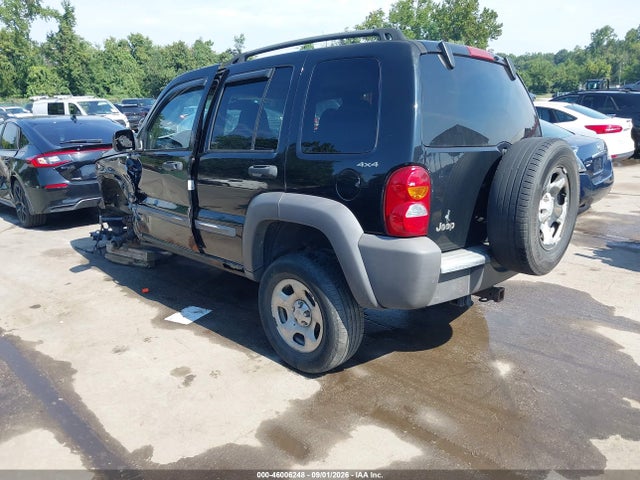 46006248 :رقم المزاد ، 1J4GL48K22W255830 vin ، 2002 Jeep Liberty Sport مزاد بيع