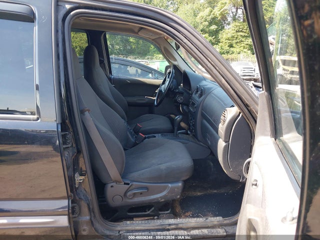 46006248 :رقم المزاد ، 1J4GL48K22W255830 vin ، 2002 Jeep Liberty Sport مزاد بيع