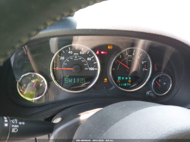 2014 Jeep Wrangler Unlimited Sahara მანქანა იყიდება აუქციონზე, vin: 1C4BJWEG8EL105244, აუქციონის ნომერი: 46006249