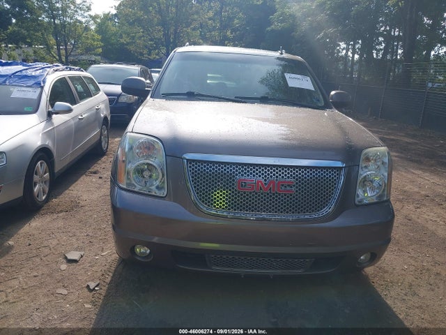 2013 Gmc Yukon Xl 1500 Denali მანქანა იყიდება აუქციონზე, vin: 1GKS2MEF9DR312217, აუქციონის ნომერი: 46006274