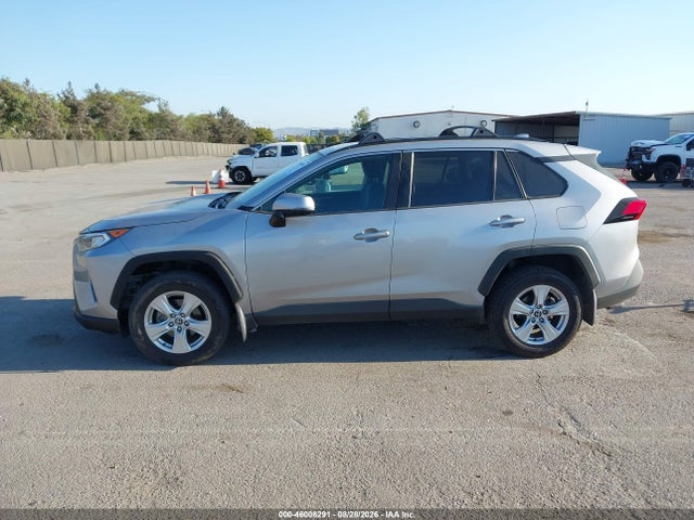 Продажа на аукционе авто 2020 Toyota Rav4 Xle, vin: 2T3W1RFV2LW084224, номер лота: 46006291