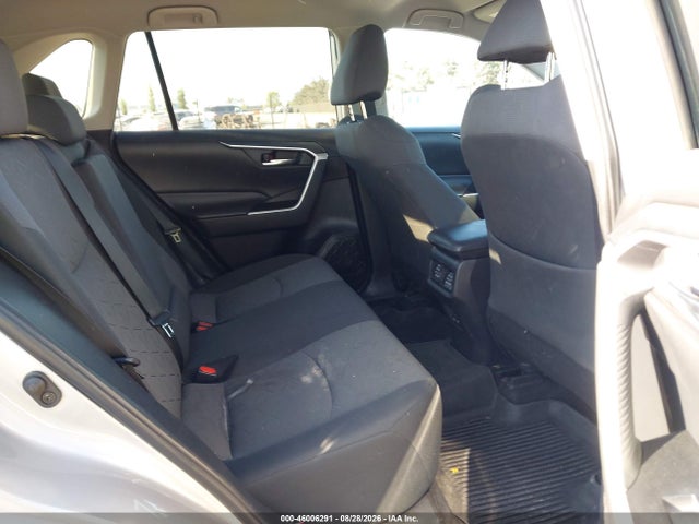 Продажа на аукционе авто 2020 Toyota Rav4 Xle, vin: 2T3W1RFV2LW084224, номер лота: 46006291