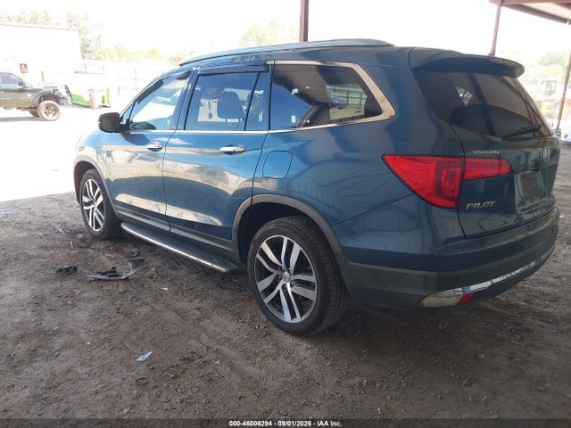 Honda Pilot Touring 2017 5FNYF5H92HB009801 Image 3