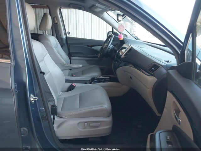 Honda Pilot Touring 2017 5FNYF5H92HB009801 Image 5
