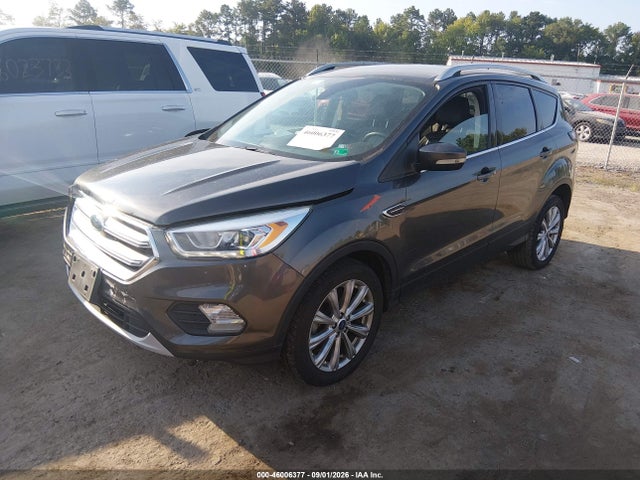 1FMCU0JD4HUE69532 Ford Escape Titanium