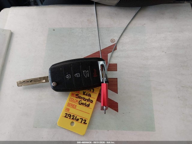46006436 :رقم المزاد ، 5XYPG4A34HG292672 vin ، 2017 Kia Sorento 2.4l L مزاد بيع