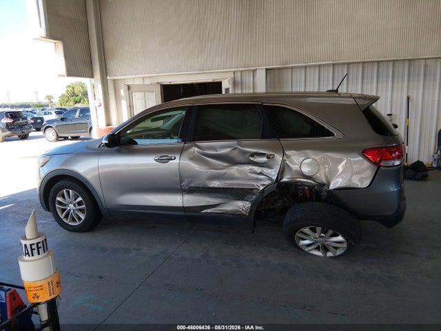 46006436 :رقم المزاد ، 5XYPG4A34HG292672 vin ، 2017 Kia Sorento 2.4l L مزاد بيع