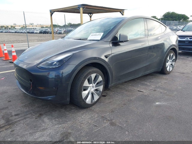 Продажа на аукционе авто 2024 Tesla Model Y Long Range Single Motor Rear-wheel Drive/rwd, vin: 7SAYGDED3RF039636, номер лота: 46006454