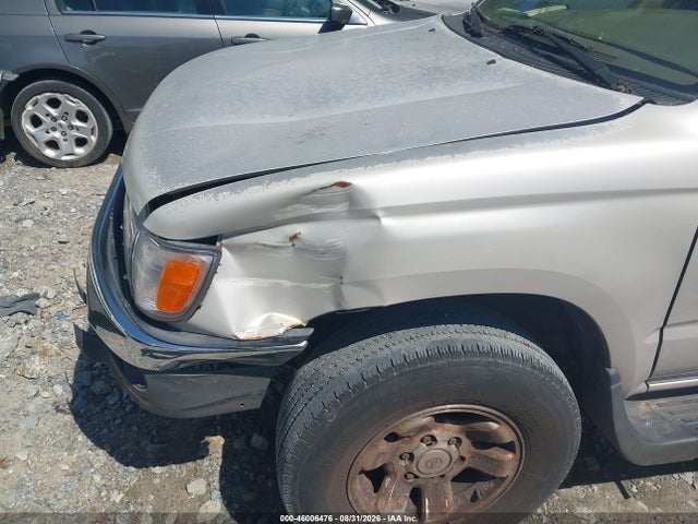 Продаж на аукціоні авто 2000 Toyota 4runner Sr5 V6, vin: JT3GN86R6Y0138968, номер лоту: 46006476