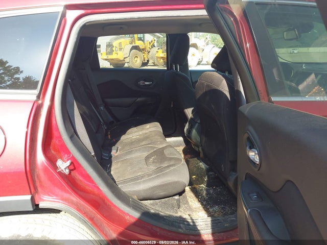 46006529 :رقم المزاد ، 1C4PJMCB9FW610355 vin ، 2015 Jeep Cherokee Latitude مزاد بيع