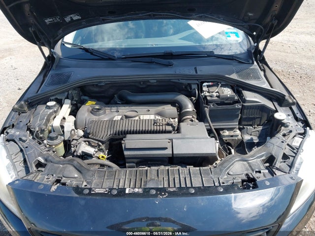Aukcja sprzedaży 2015 Volvo V60 Cross Country T5, vin: YV4612HK9F1001589, numer aukcji: 46006610