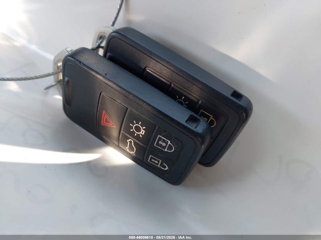 Aukcja sprzedaży 2015 Volvo V60 Cross Country T5, vin: YV4612HK9F1001589, numer aukcji: 46006610