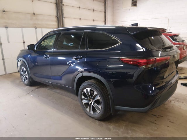 Aukcja sprzedaży 2021 Toyota Highlander Xle, vin: 5TDGZRAH4MS032790, numer aukcji: 46006611