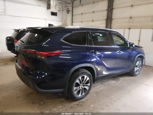 Aukcja sprzedaży 2021 Toyota Highlander Xle, vin: 5TDGZRAH4MS032790, numer aukcji: 46006611