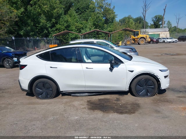 7SAYGDEE6TA432608 Tesla Model Y All-wheel Drive/long Range Launch Series/premium All-wheel Drive