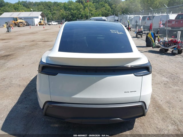 7SAYGDEE6TA432608 Tesla Model Y All-wheel Drive/long Range Launch Series/premium All-wheel Drive