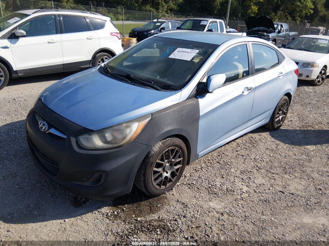 2013 Hyundai Accent Gls მანქანა იყიდება აუქციონზე, vin: KMHCT4AE6DU572416, აუქციონის ნომერი: 46006637