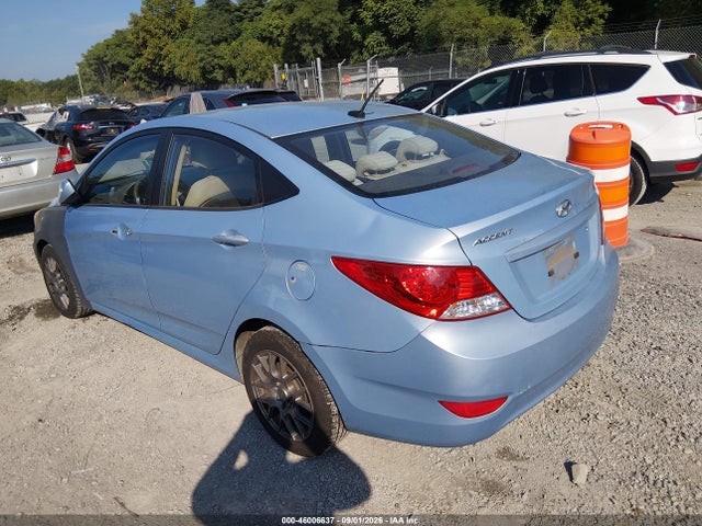 2013 Hyundai Accent Gls მანქანა იყიდება აუქციონზე, vin: KMHCT4AE6DU572416, აუქციონის ნომერი: 46006637