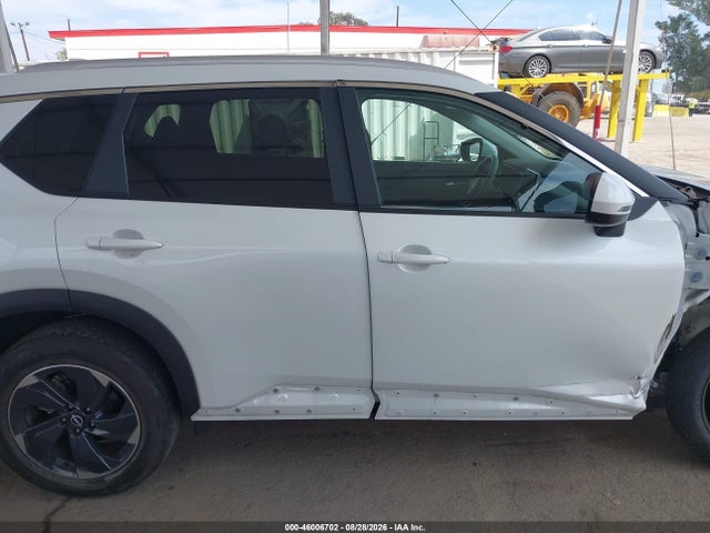 2024 Nissan Rogue Sv Fwd მანქანა იყიდება აუქციონზე, vin: 5N1BT3BA7RC707997, აუქციონის ნომერი: 46006702